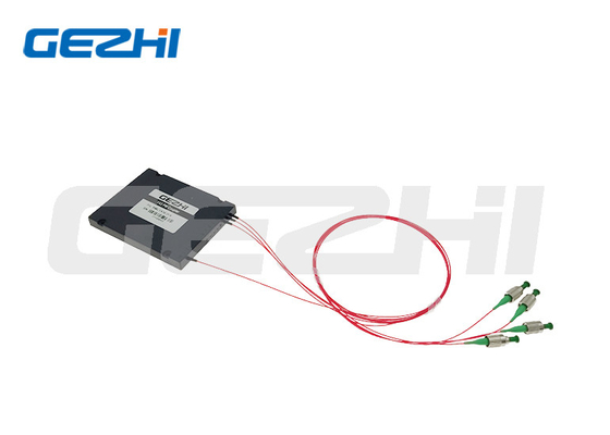 kopen De lage Polarisatie die van het toevoegingsverlies 1*3 Vezel Optische Koppeling voor Vezel optisch Instrument handhaven online manufacture