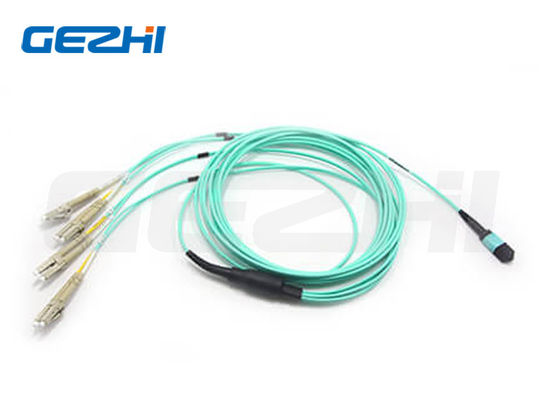 kopen 8F MPO-LC Staggered Harnesskabel met Telcordia GR-1435-CORE-conformiteit voor 40G QSFP+ PLR4 naar 10G SFP+ LR Optiek online vervaardiging